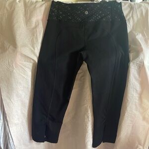 Guc Size 4, Lululemon Black Cropped Leggings